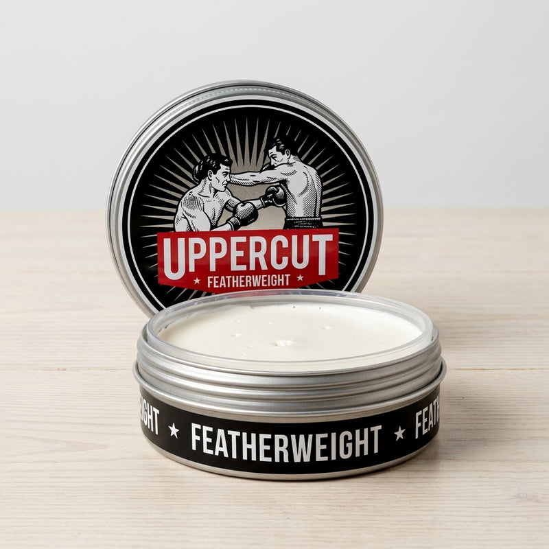 Uppercut Featherweight - tarro abierto con contenido