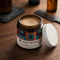 Shear Revival American Gardens Clay Pomade - open potje met zichtbare inhoud en textuur