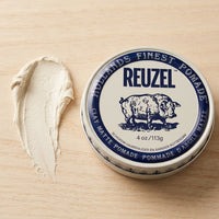 Reuzel Clay Matte Pomade - primer plano de la textura