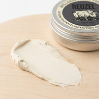 Reuzel Extreme Hold Matte Pomade, primer plano de la textura