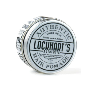 Lockhart's Light Hold Pomade, lata tumbada con etiqueta en la tapa y lista de ingredientes